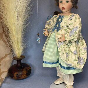 Little Miss Muffet Pretty Vintage 1993 Artist Porcelain Doll 15" - Wendy Lawton